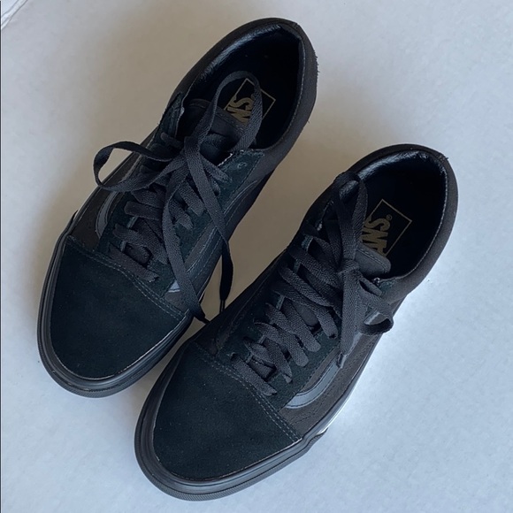 vans old skool black suede